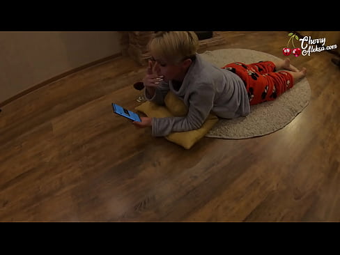 ❤️ Gekke blonde sûgje Enorme lul dy't derop sûgje en stuiterje - Anale seks ❤ Neuken op fy.liporno.ru ☑